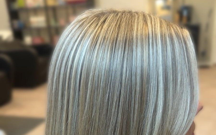 Färg, slingor och balayage